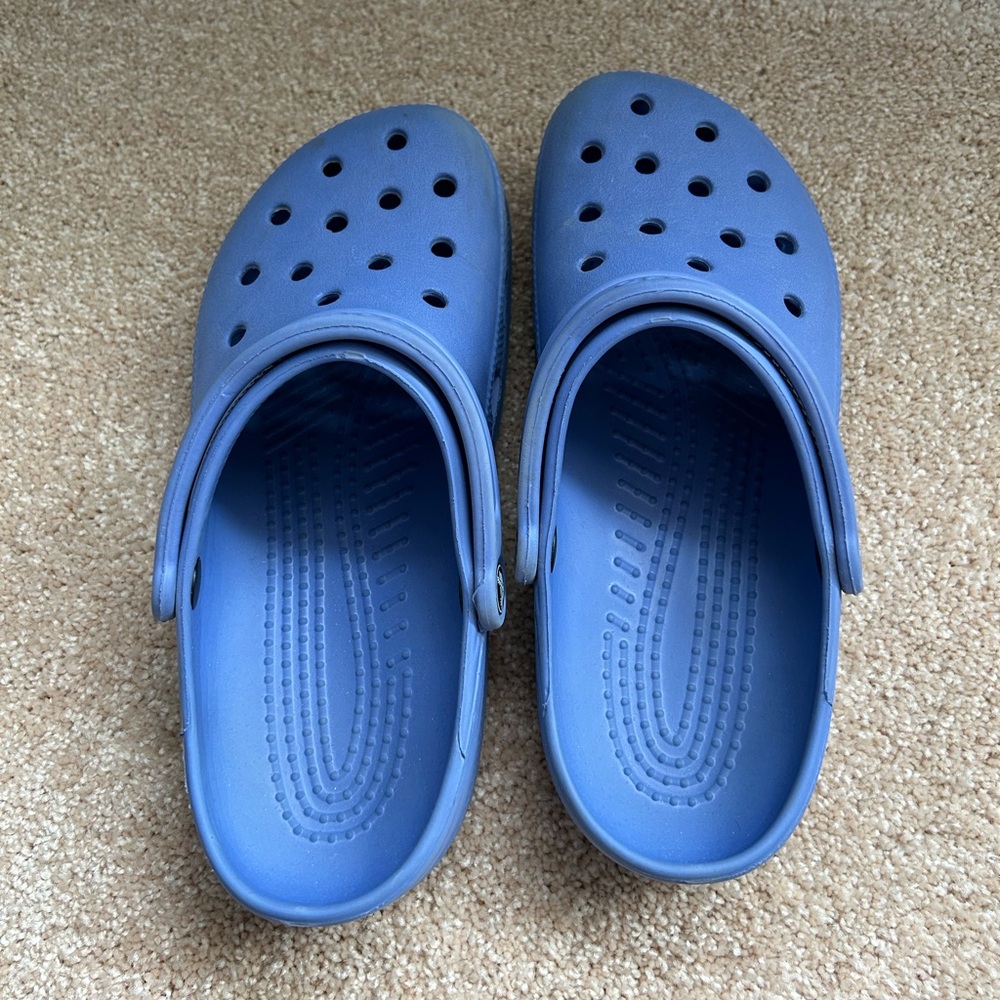 Crocs - Picture 2 of 4